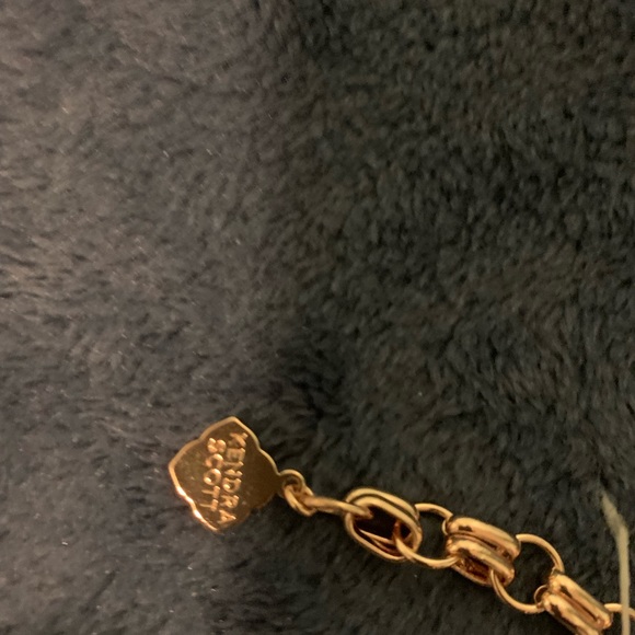 Kendra Scott Necklace - Picture 2 of 4